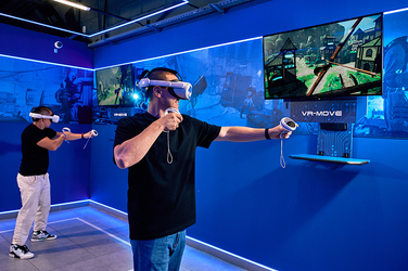 Технологии в клубах виртуальной реальности